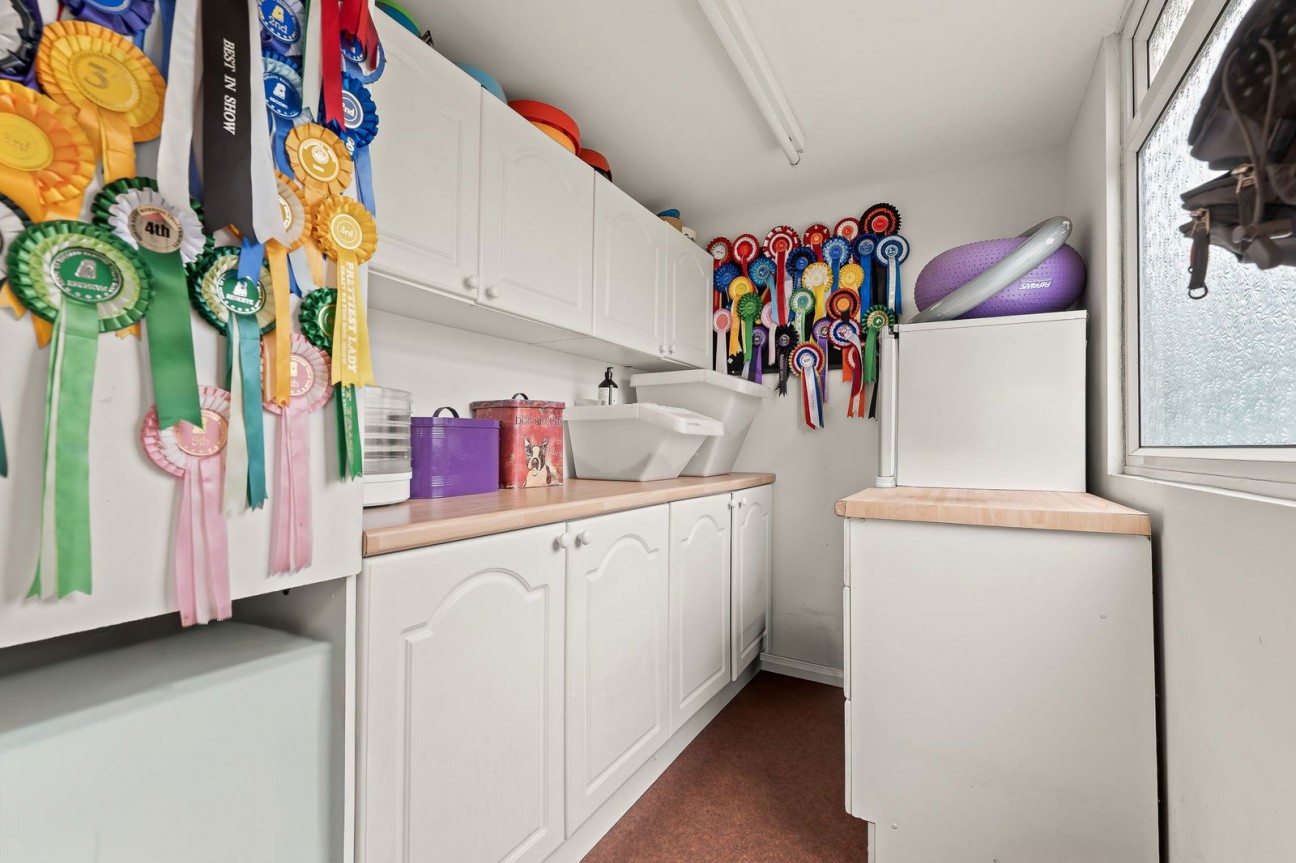 Hayfield Close, Wingerworth, Chesterfield, S42 6QF