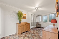 Hayfield Close, Wingerworth, Chesterfield, S42 6QF