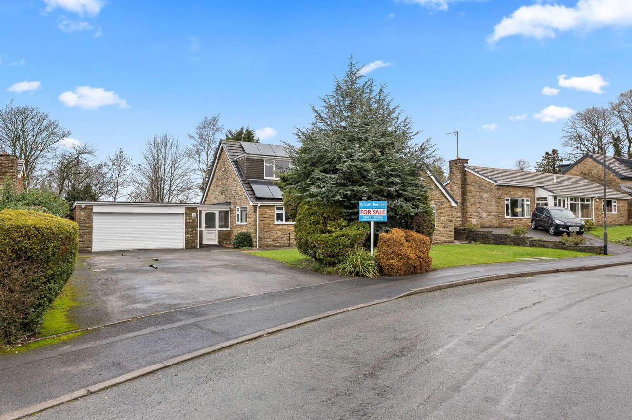 Hayfield Close, Wingerworth, Chesterfield, S42 6QF