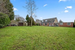 Hayfield Close, Wingerworth, Chesterfield, S42 6QF