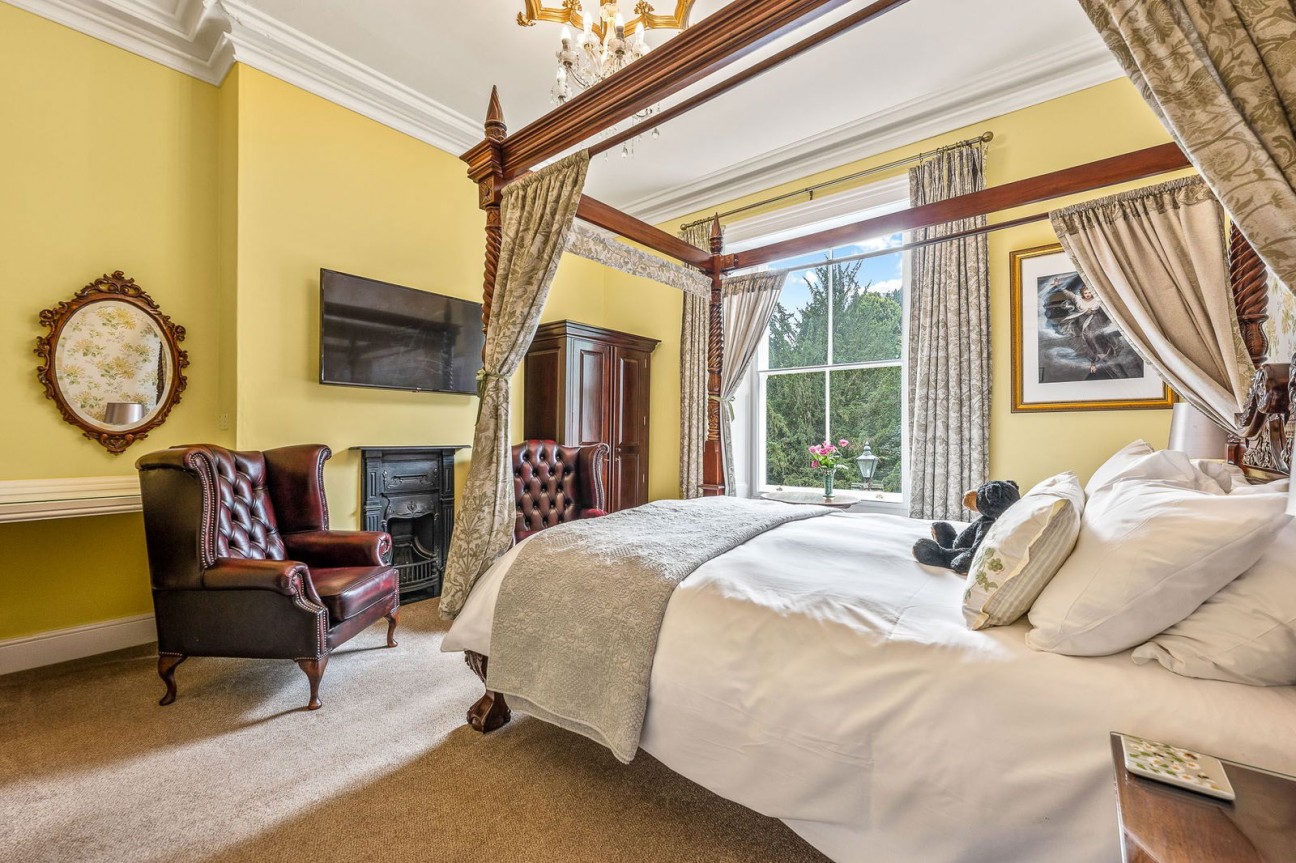 Matlock. C/O Sally Botham Estates, Bank Road.