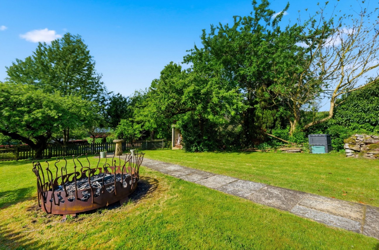 Snitterton, Matlock, DE4 2JG