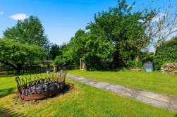 Snitterton, Matlock, DE4 2JG