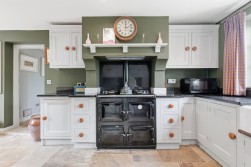 Snitterton, Matlock, DE4 2JG