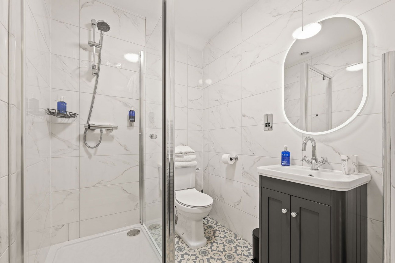 Matlock. C/O Sally Botham Estates, Bank Road.