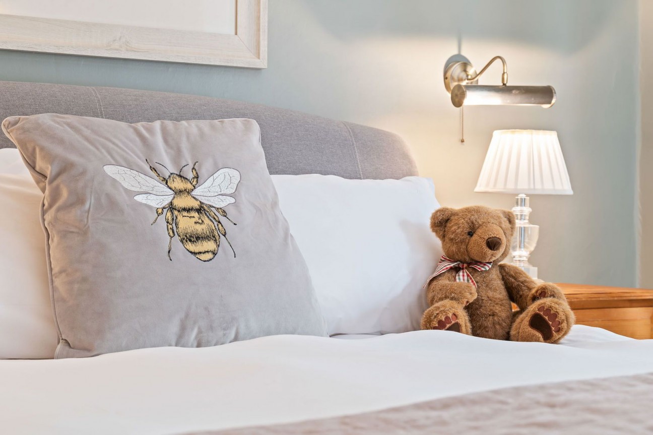 Matlock. C/O Sally Botham Estates, Bank Road.