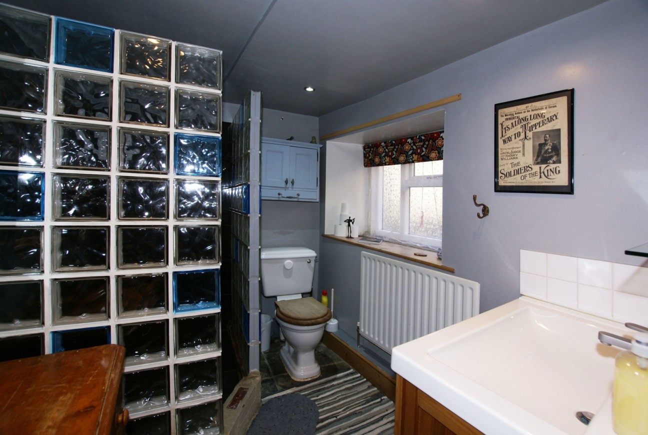 Main Road, Matlock, DE4 2LJ