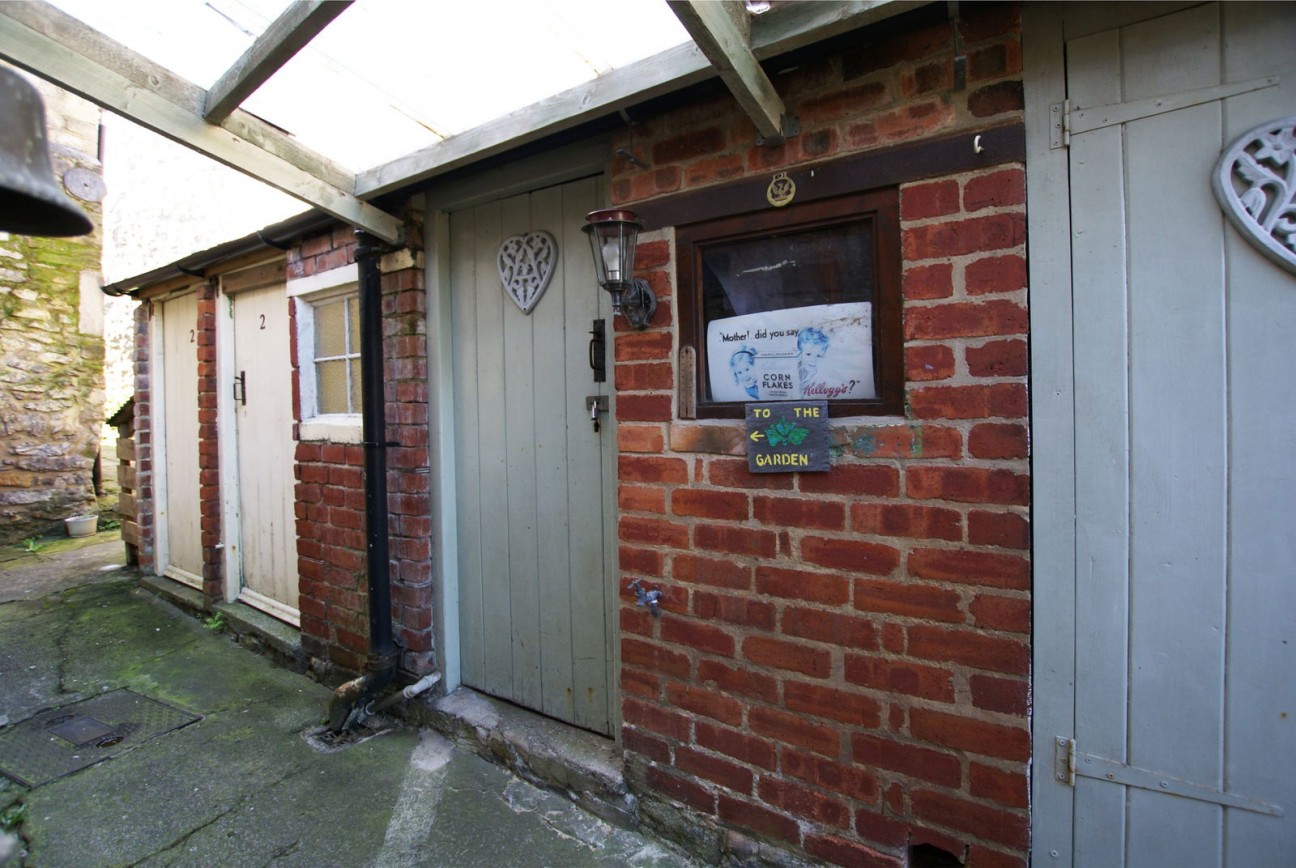 Main Road, Matlock, DE4 2LJ