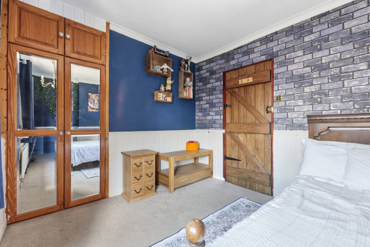Gladstone Road, Alfreton, DE55 7AW