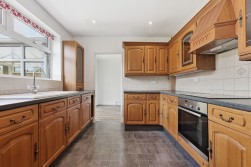 Chesterfield Road, Matlock, DE4 5LE
