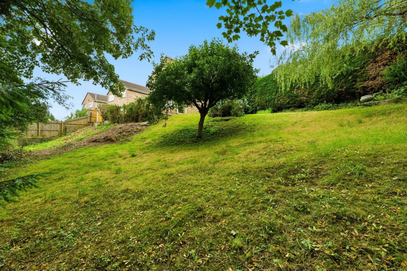 Collingwood Crescent, Matlock, DE4 3TB