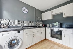 Collingwood Crescent, Matlock, DE4 3TB