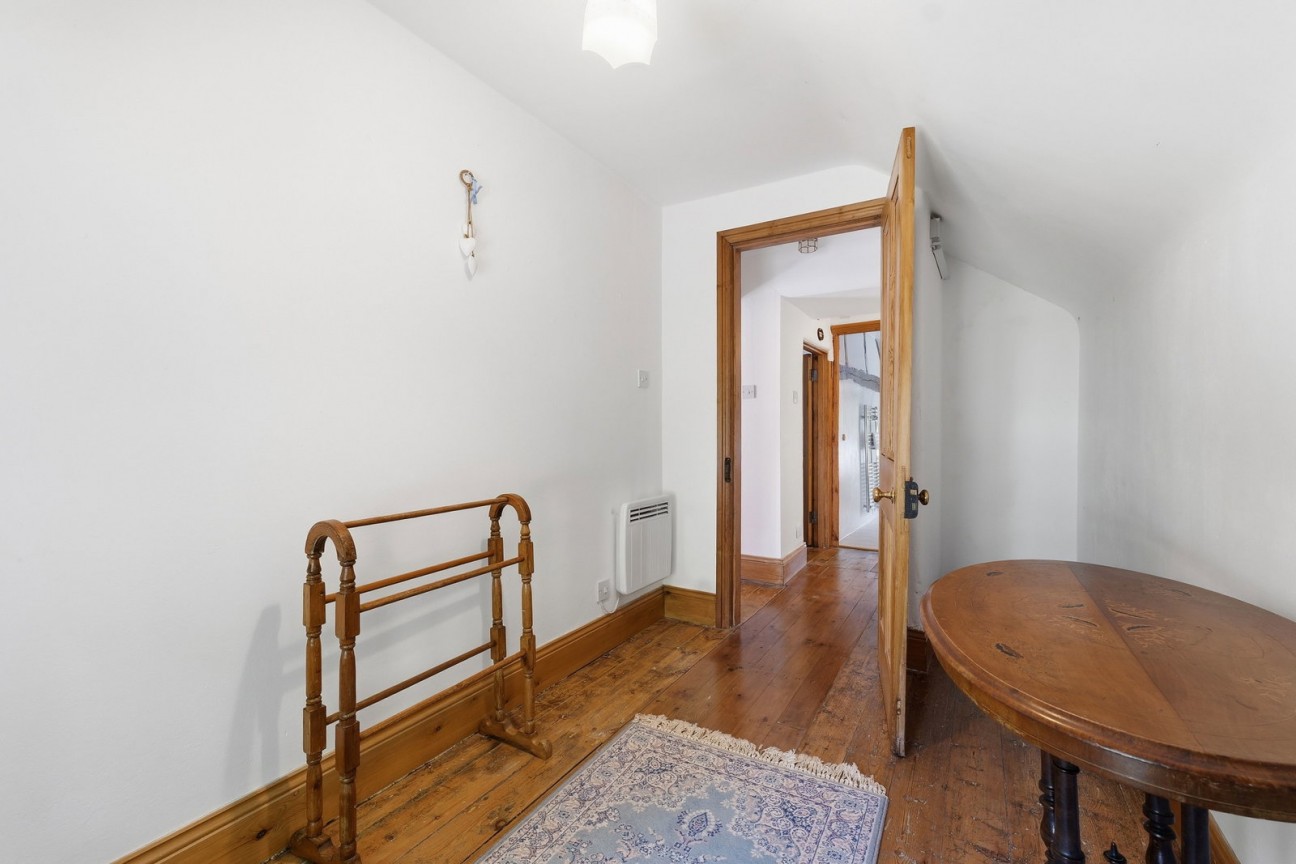 Main Road, Whatstandwell, DE4 5HE