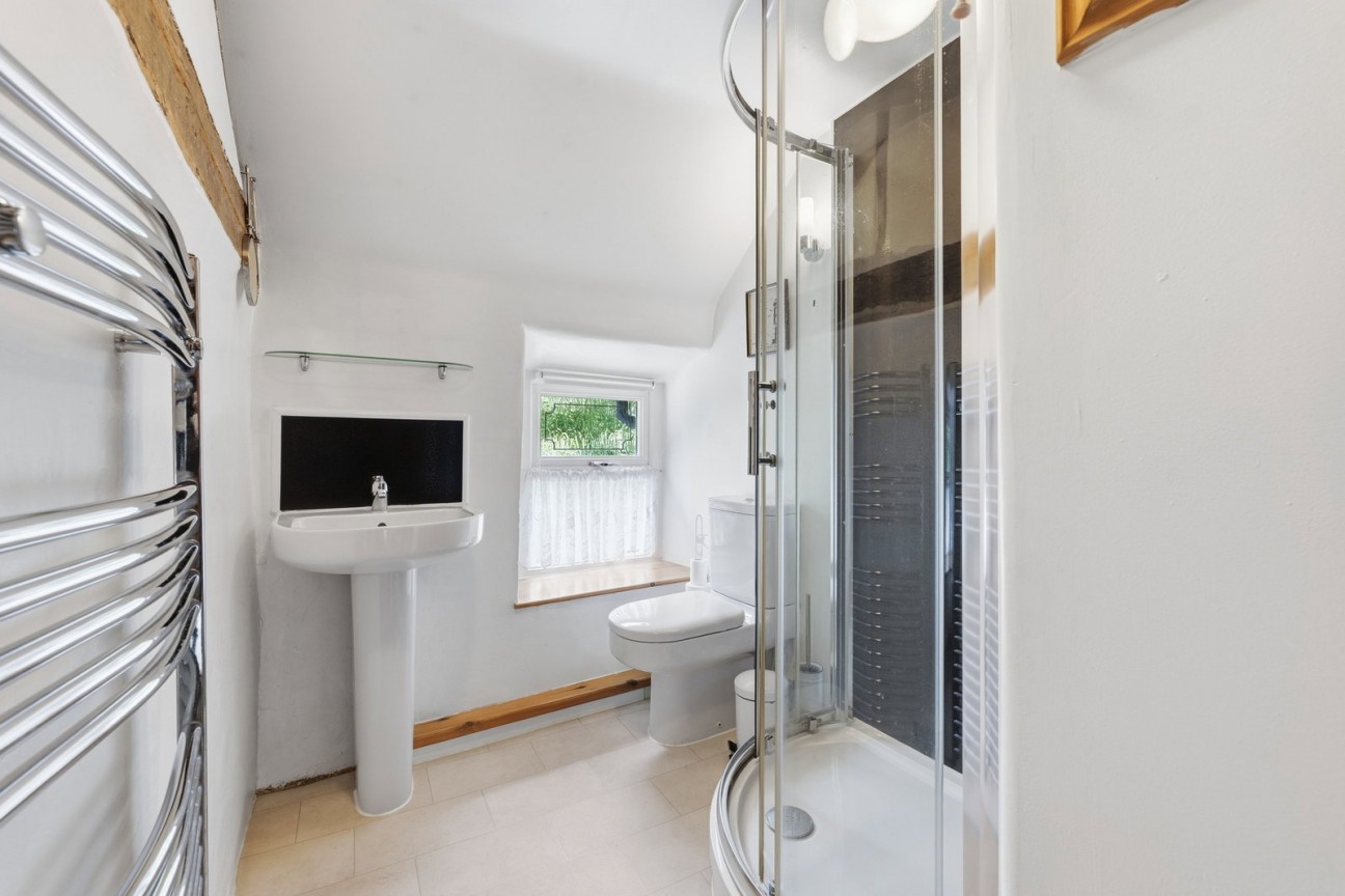Main Road, Whatstandwell, DE4 5HE