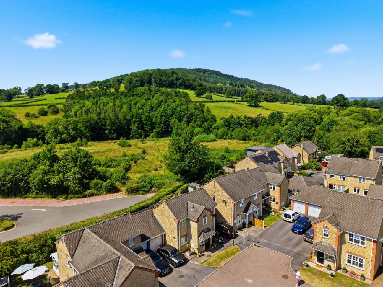 Riverbank, Rowsley, Matlock. DE4 2DY