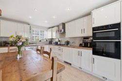Riverbank, Rowsley, Matlock. DE4 2DY