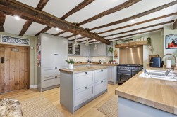 Upper Holloway, Holloway, Matlock, DE4 5AW