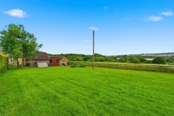 Chesterfield Road, Duckmanton. S44 5HU