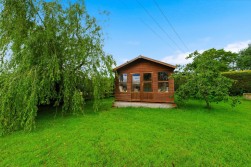 Chesterfield Road, Duckmanton. S44 5HU