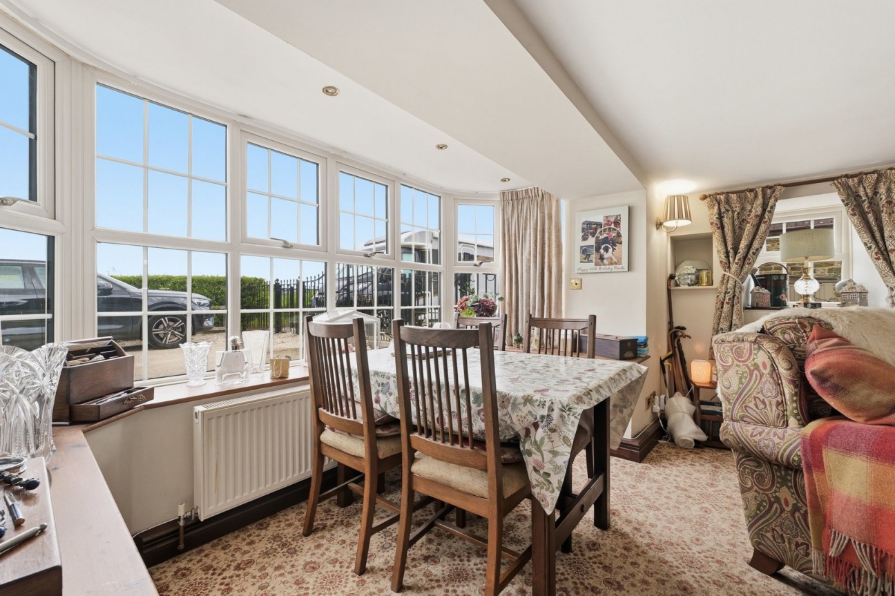 Chesterfield Road, Duckmanton. S44 5HU