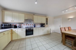 Moor Croft, Matlock, DE4 5LL