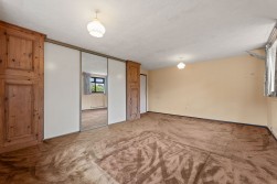 Hodge Lane, Uppertown, Ashover. S45 0JB