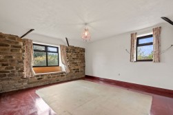 Hodge Lane, Uppertown, Ashover. S45 0JB