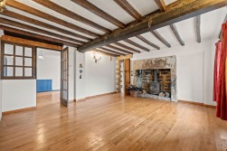 Hodge Lane, Uppertown, Ashover. S45 0JB