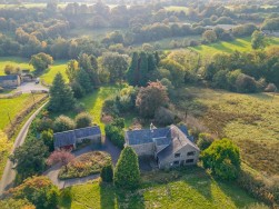 Hodge Lane, Uppertown, Ashover. S45 0JB