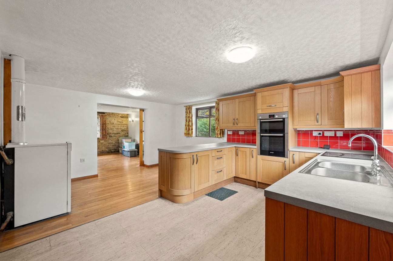 Hodge Lane, Uppertown, Ashover. S45 0JB