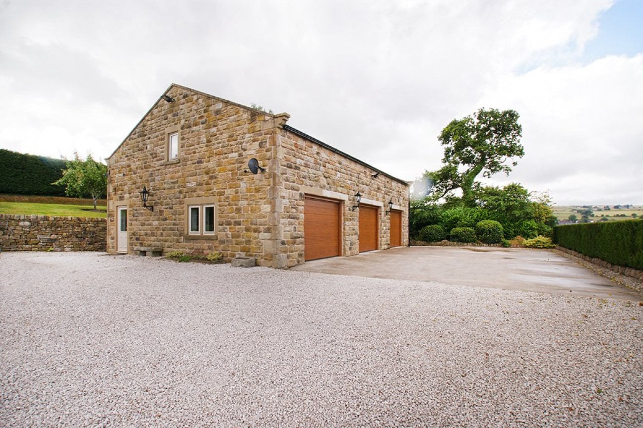 Walton Back Lane, Walton, S42 7LW