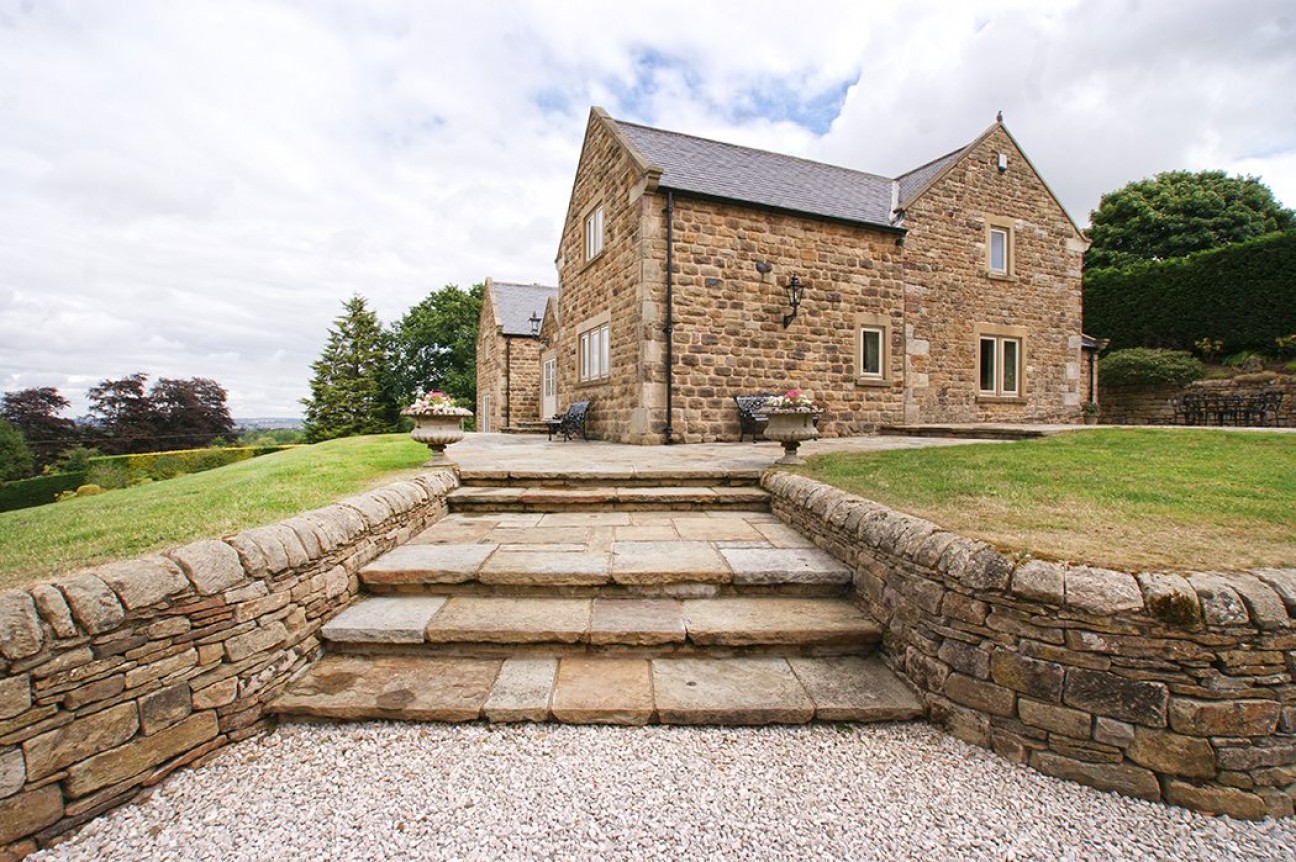 Walton Back Lane, Walton, S42 7LW