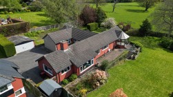 Holymoor Road, Holymoorside.