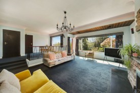 Holymoor Road, Holymoorside.