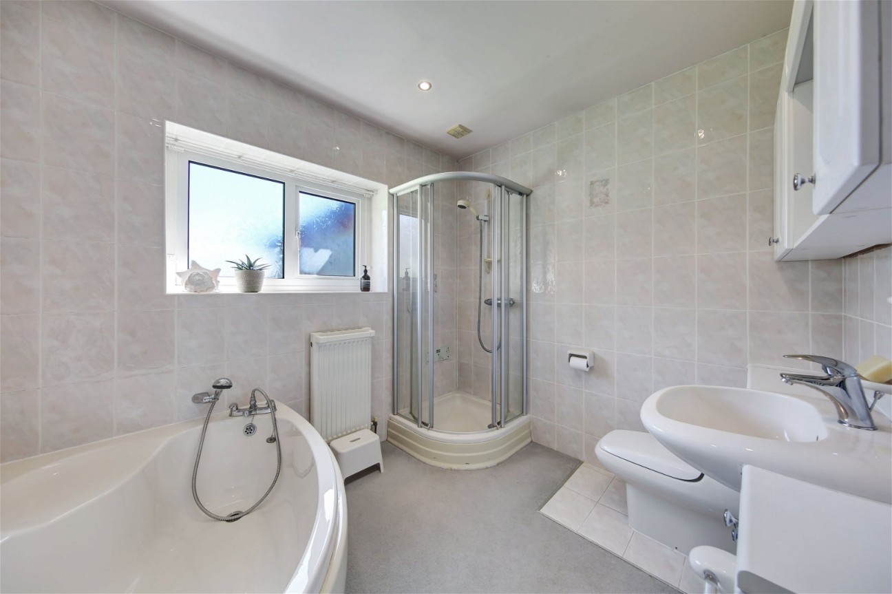 Holymoor Road, Holymoorside.