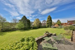 Holymoor Road, Holymoorside.