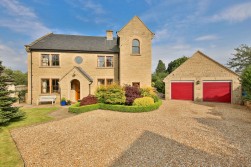 Holymoor Road, Holymoorside. S42 7DU