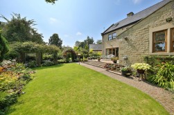 Holymoor Road, Holymoorside. S42 7DU