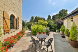 Holymoor Road, Holymoorside. S42 7DU