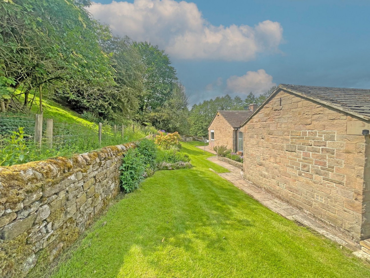 Overbridge Cottage, Moor End, Beeley