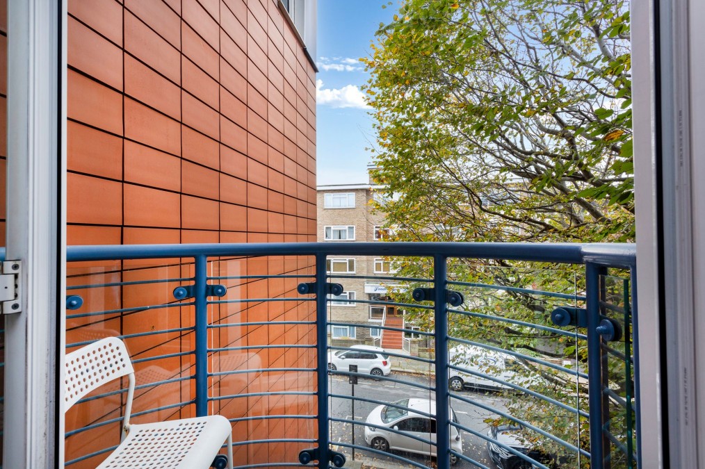 Lansdowne Road, Lansdowne Court, BN3