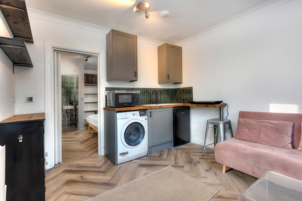 Westbourne Gardens, Hove, BN3