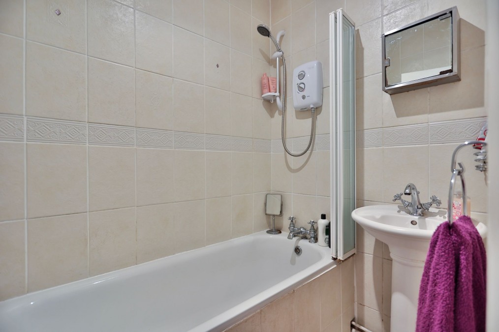 Hollingbury Road, Brighton, BN1