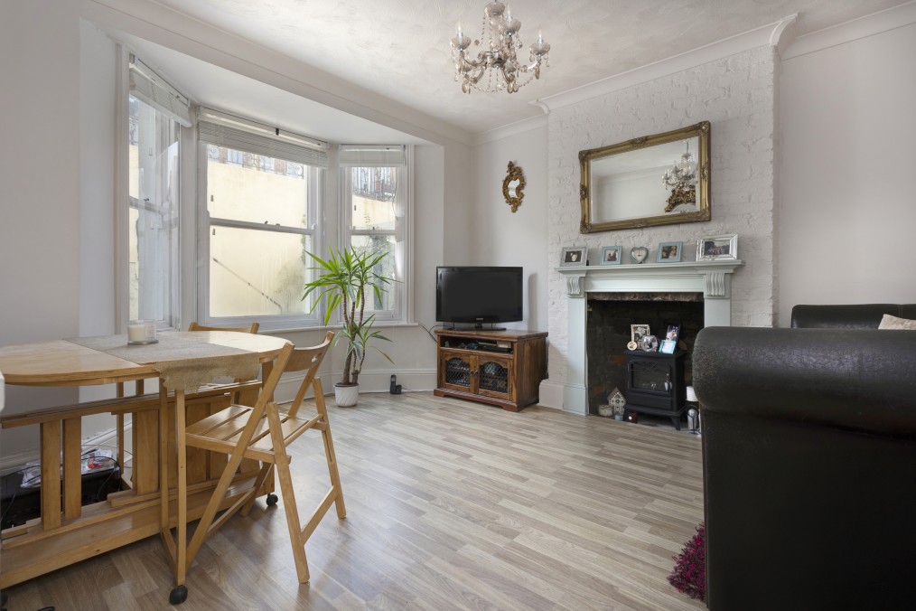 Hollingbury Road, Brighton, BN1 7JA