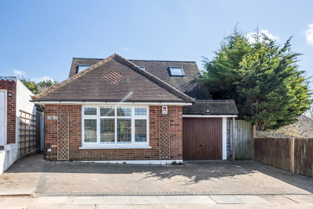 Edward Close, Hove, BN3