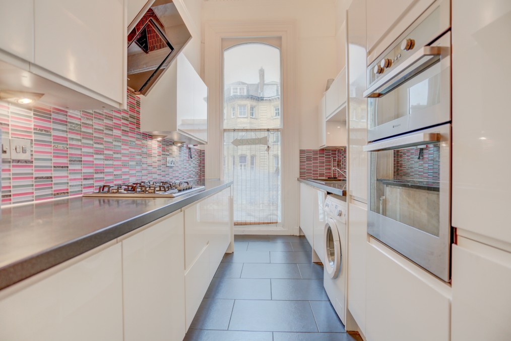First Avenue, Hove, BN3