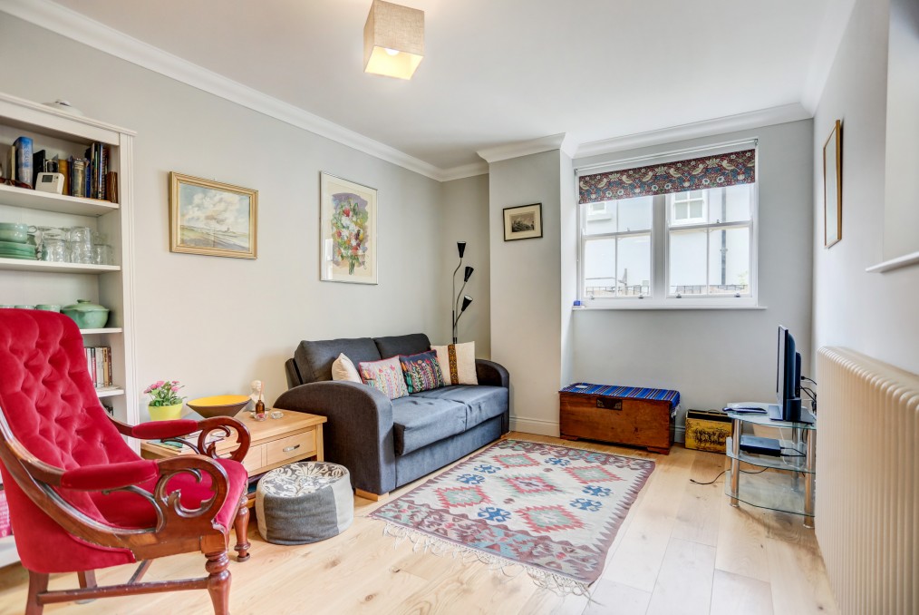Brunswick Square, Hove, BN3