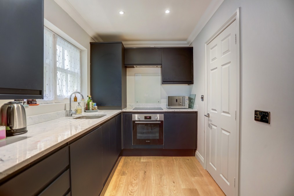 Brunswick Square, Hove, BN3