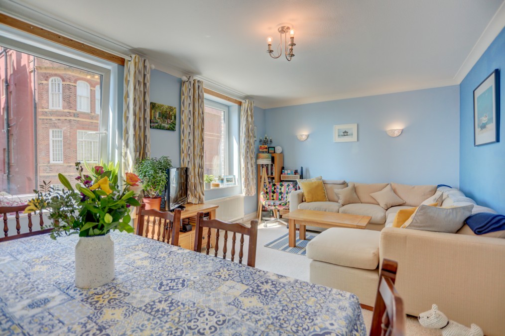 Grand Avenue, Hove, BN3