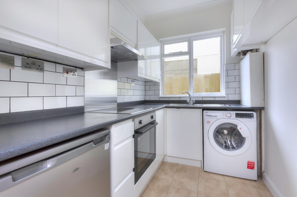 Kingsway, Hove, BN3